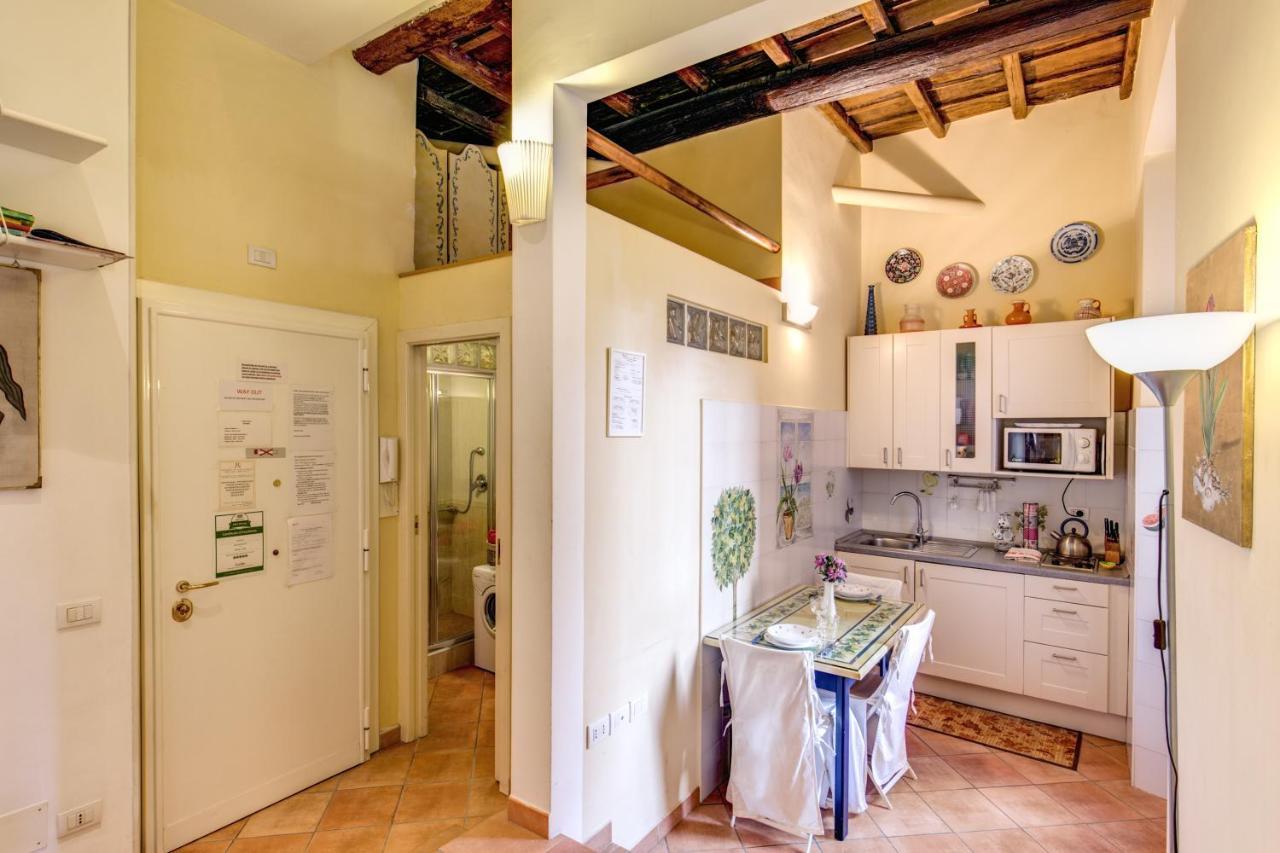 Monti Romantic Sunshine Maisonette 外观 照片