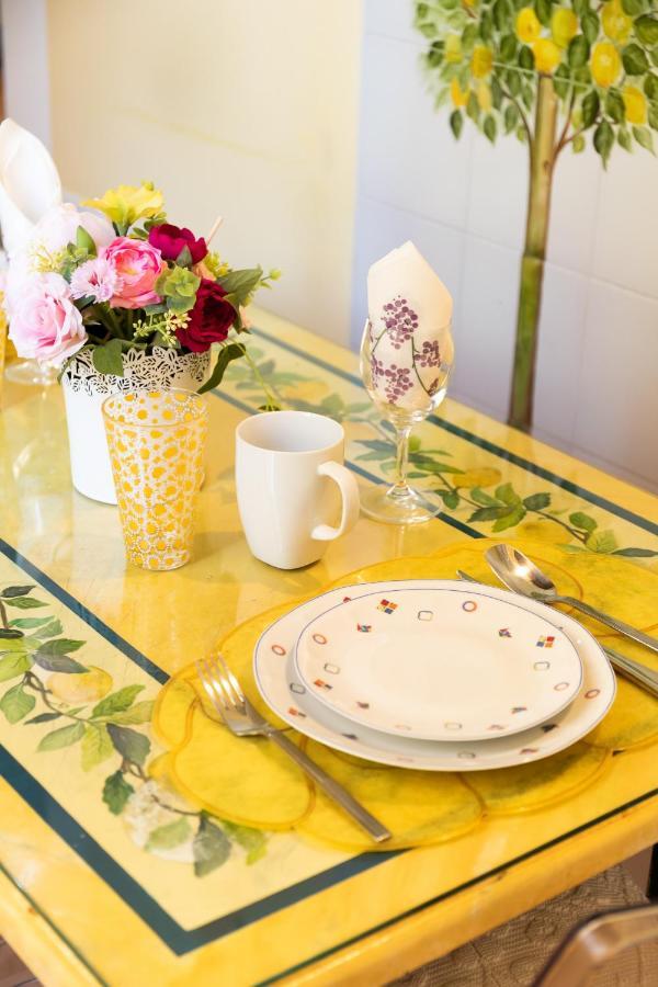 Monti Romantic Sunshine Maisonette 外观 照片